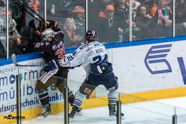 Löwen-März 13, 2018-143