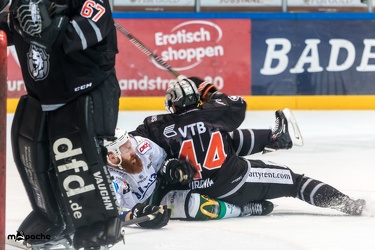 Löwen-April 04, 2018-58