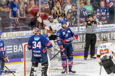Adler Mannheim- Löwen Frankfurt - 07.09.18-063