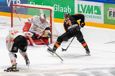 Löwen Frankfurt - ESV Kaufbeuren - 11.12.20 - 101