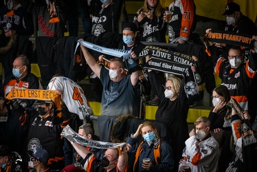 Löwen Frankfurt - Selber Wölfe - 11.2.22 - 052