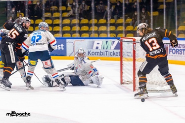 HF1 - Löwen Frankfurt - Heilbronner Falken - 31.3.22 - 058