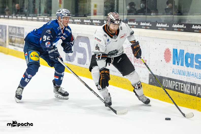 HF2 - Löwen Frankfurt - Heilbronner Falken - 2.4.22 - 093