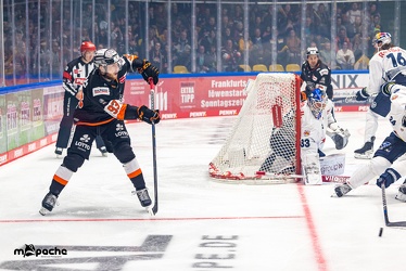 Löwen Frankfurt - EHC Red Bull München - 30.9.22 - 038