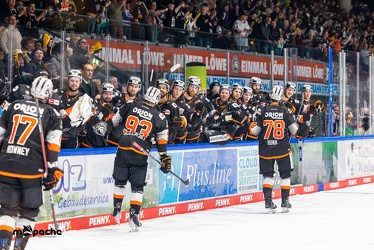 Löwen Frankfurt - EHC Red Bull München - 30.9.22 - 091