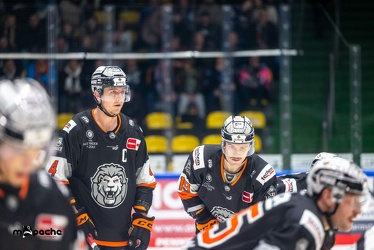 Löwen Frankfurt - ERC Ingolstadt - 6.11.22 - 081