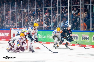 Löwen Frankfurt - Fishtown Pinguins - 20.11.22 - 030