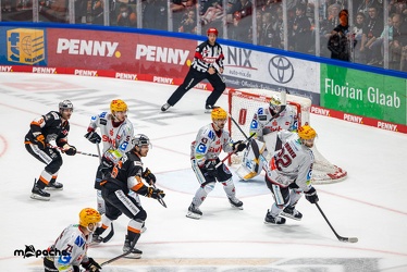 Löwen Frankfurt - Fishtown Pinguins - 20.11.22 - 053