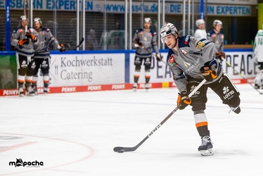 Löwen Frankfurt - Bietigheim Steelers - 9.12.22 - 007