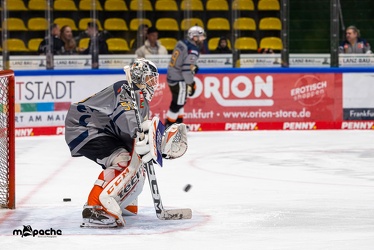 Löwen Frankfurt - Grizzlys Wolfsburg - 15.12.22 - 002