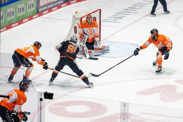 Löwen Frankfurt - Grizzlys Wolfsburg - 15.12.22 - 030