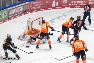 Löwen Frankfurt - Grizzlys Wolfsburg - 15.12.22 - 031
