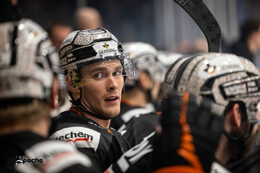 Löwen Frankfurt - Grizzlys Wolfsburg - 15.12.22 - 037