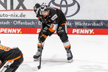 Löwen Frankfurt - Grizzlys Wolfsburg - 15.12.22 - 089