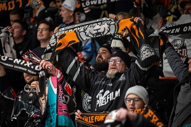 Löwen Frankfurt - Grizzlys Wolfsburg - 15.12.22 - 108