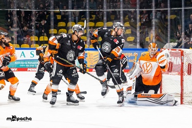 Löwen Frankfurt - Grizzlys Wolfsburg - 15.12.22 - 117