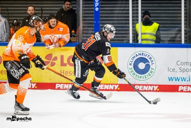 Löwen Frankfurt - Grizzlys Wolfsburg - 15.12.22 - 130