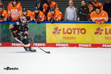 Löwen Frankfurt - Grizzlys Wolfsburg - 15.12.22 - 136
