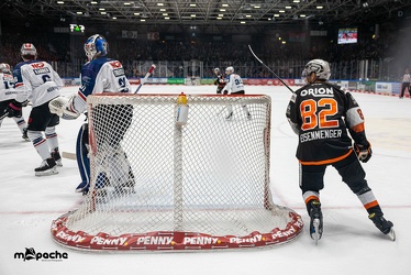 Löwen Frankfurt - Nürnberg Ice Tigers - 20.12.22 - 092