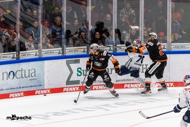 Löwen Frankfurt - EHC Red Bull München - 6.1.23 - 111