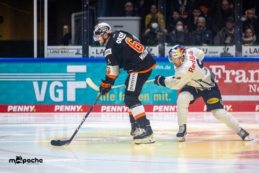 Löwen Frankfurt - EHC Red Bull München - 6.1.23 - 121