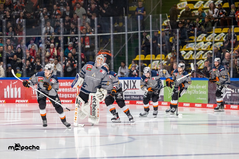 Löwen Frankfurt - Grizzlys Wolfsburg - 5.2.23 - 002