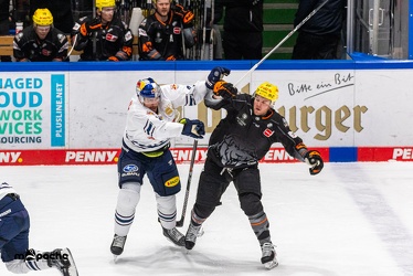 Löwen Frankfurt - Redbull München - 3.12.23 - 087