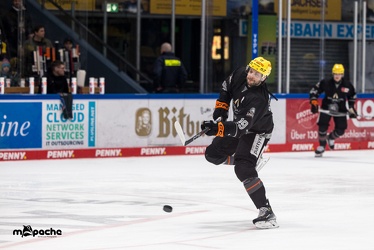 Löwen Frankfurt - Augsburger Panther - 17.12.23 - 010