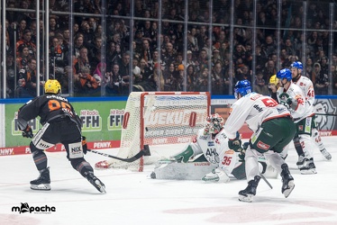 Löwen Frankfurt - Augsburger Panther - 17.12.23 - 043