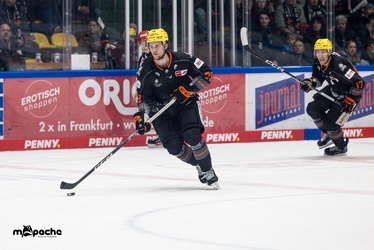 Löwen Frankfurt - Augsburger Panther - 17.12.23 - 059