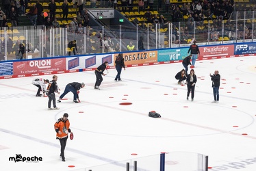 Löwen Frankfurt - Augsburger Panther - 17.12.23 - 064