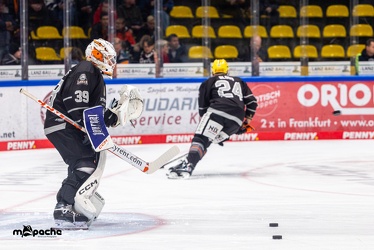 Löwen Frankfurt - Eisbären Berlin - 28.12.23 - 002
