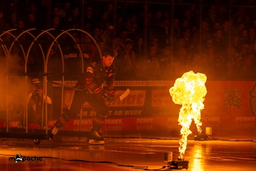 Löwen Frankfurt - Eisbären Berlin - 28.12.23 - 030