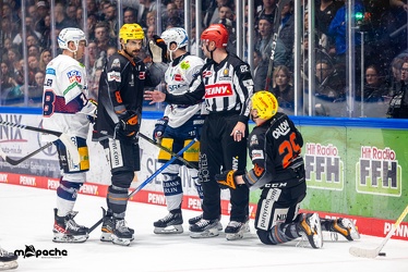 Löwen Frankfurt - Eisbären Berlin - 28.12.23 - 058