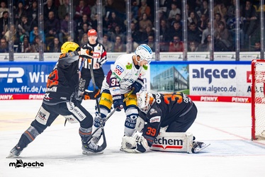 Löwen Frankfurt - Eisbären Berlin - 28.12.23 - 146
