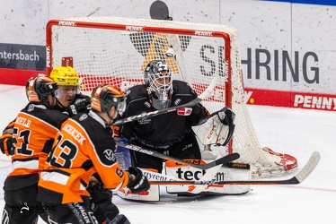 Löwen Frankfurt - Grizzlys Wolfsburg - 3.1.24 - 075