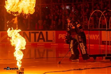 Löwen Frankfurt - Adler Mannheim -18.2.24 - 030