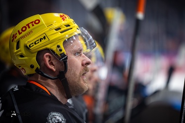 Löwen Frankfurt - Adler Mannheim -18.2.24 - 049