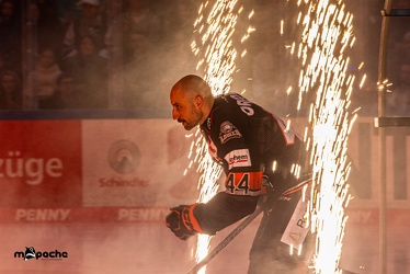 Löwen Frankfurt - EHC Red Bull München - 3.12.24 - 045