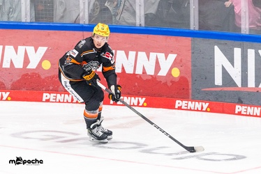 Löwen Frankfurt - EHC Red Bull München - 3.12.24 - 085