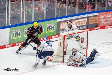 Löwen Frankfurt - EHC Red Bull München - 3.12.24 - 140