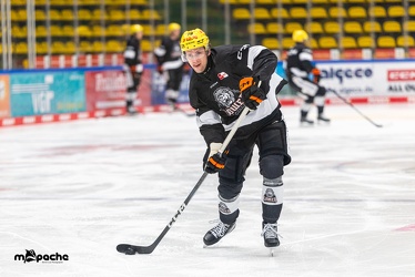 Family on Ice - 9.11.24 - 016
