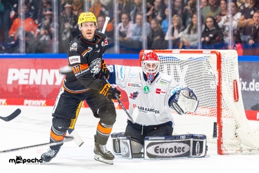 Löwen Frankfurt - Iserlohn Roosters - 14.11.24 - 110