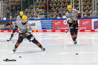 Löwen Frankfurt - Eisbären Berlin - 19.2.25 - 002