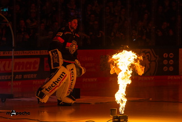 Löwen Frankfurt - Eisbären Berlin - 19.2.25 - 019