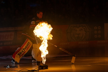 Löwen Frankfurt - Eisbären Berlin - 19.2.25 - 021
