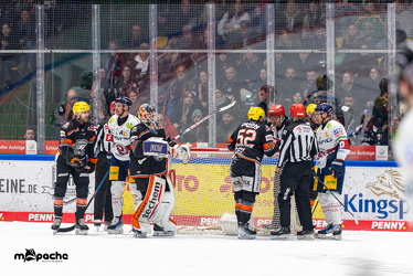 Löwen Frankfurt - Eisbären Berlin - 19.2.25 - 043
