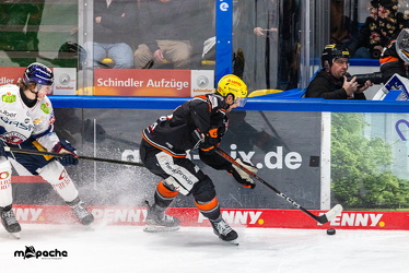 Löwen Frankfurt - Eisbären Berlin - 19.2.25 - 047