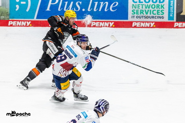 Löwen Frankfurt - Eisbären Berlin - 19.2.25 - 078