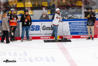 Löwen Frankfurt - Eisbären Berlin - 19.2.25 - 084